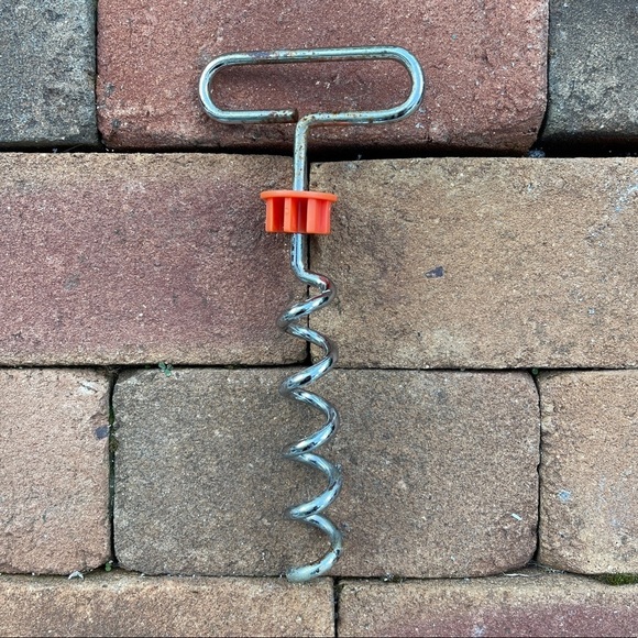 Intelli Leash Surface Lock Dog Tie-Out Stake - Picture 2 of 6